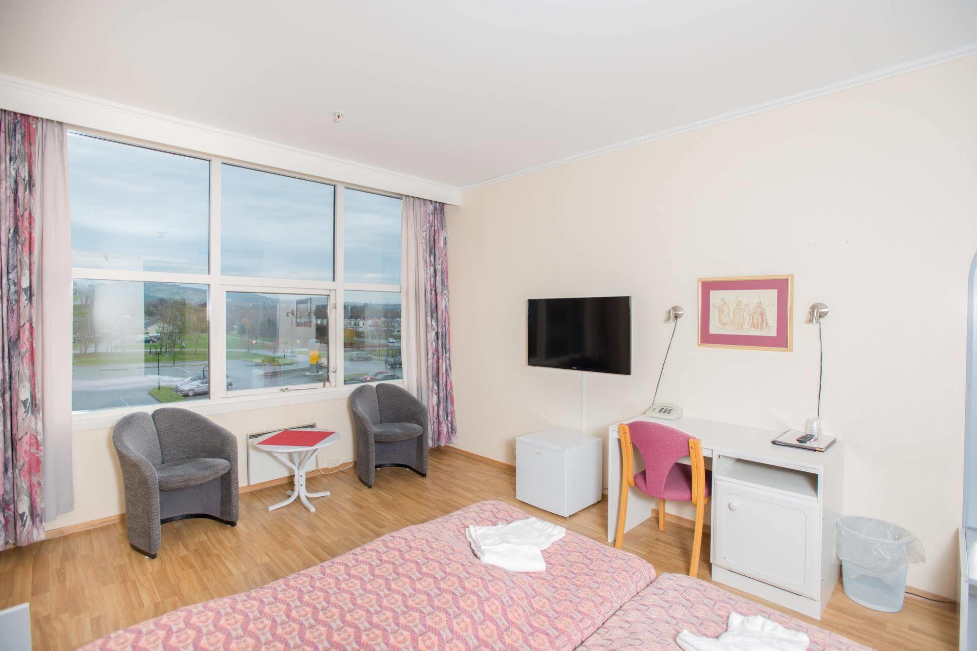 Stiklestad Park Hotel Verdalsora Exterior photo